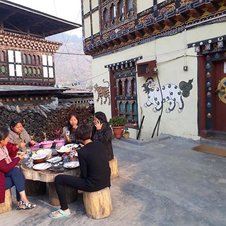 Chimi Lhakhang Village Homestay Пунакха Екстериор снимка